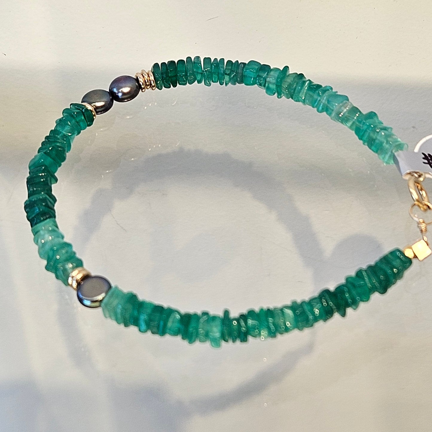 Green Onyx bracelet in gold-plated, handcrafted by Antiqua Jewelry