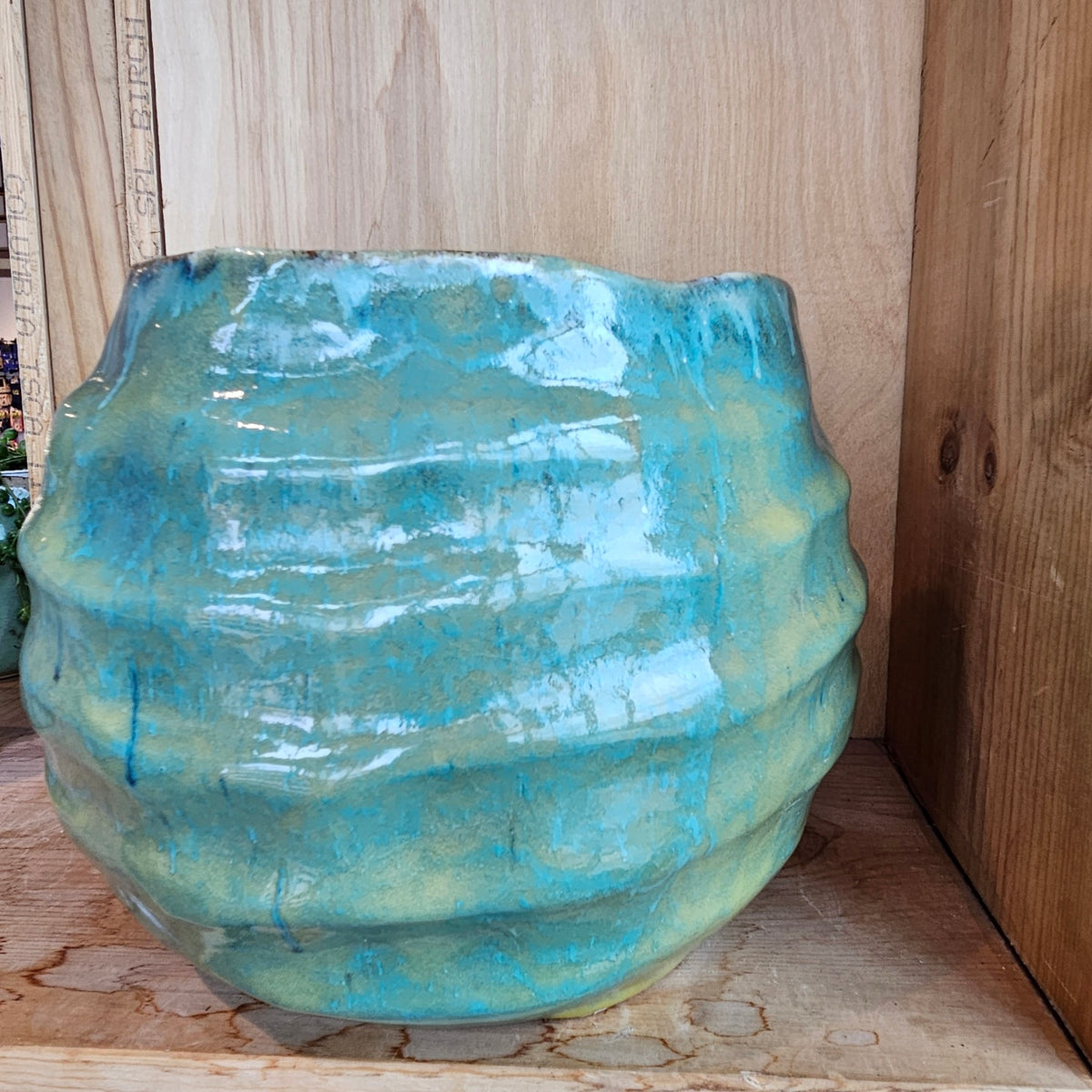 Large Hand crafted wavy planter