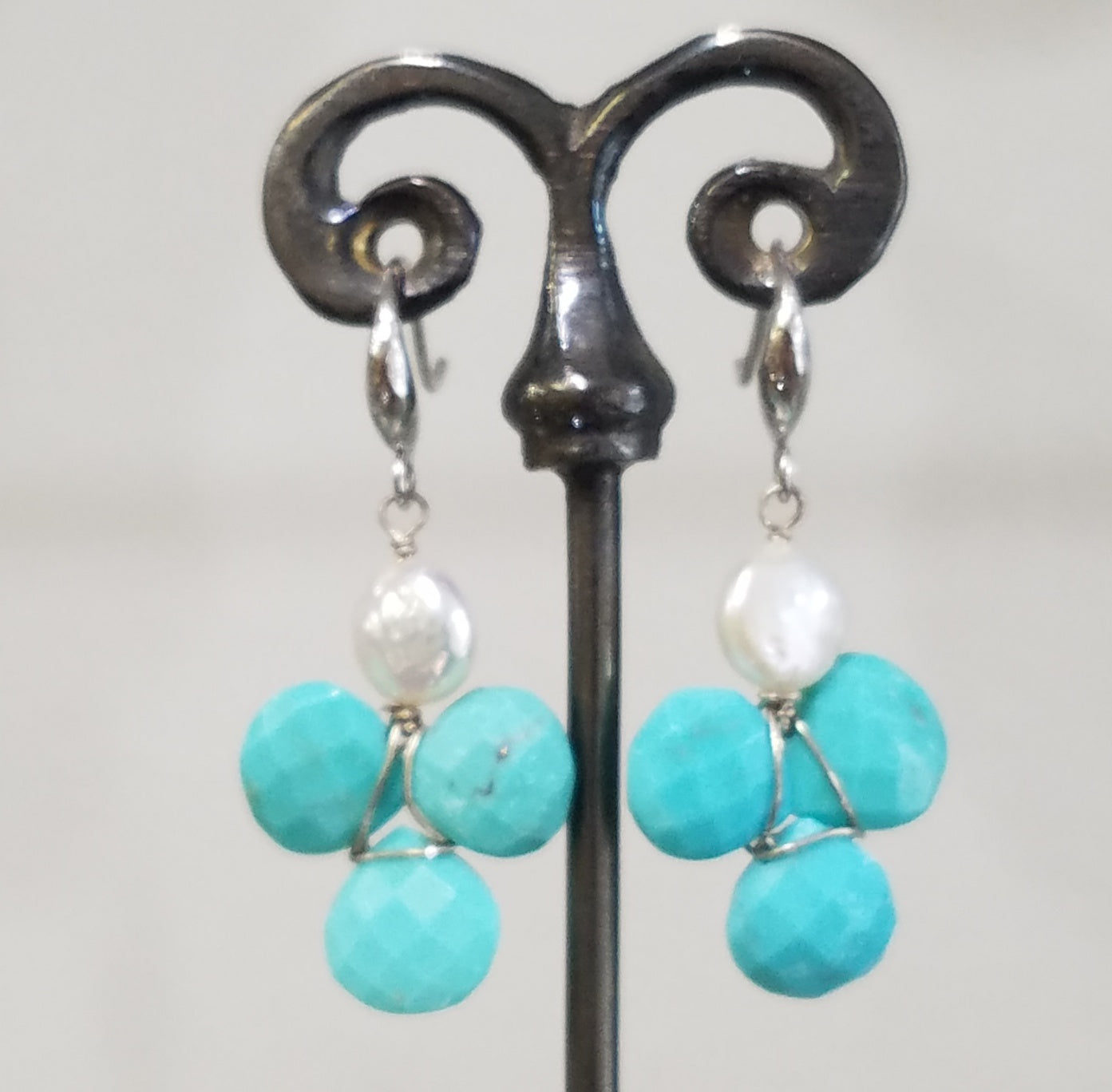 Turquoise clover and a pearl earrings, handcrafted by Antiqua Jewelry