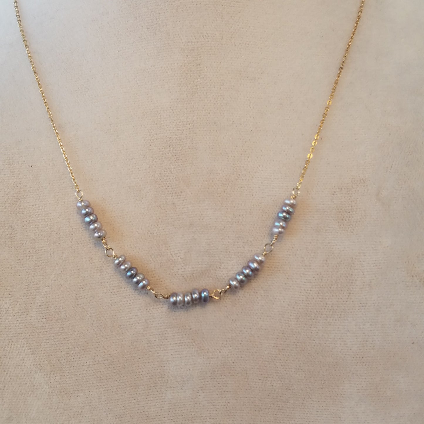 Silver Pearls necklace in white, handcrafted by Antiqua Jewelry